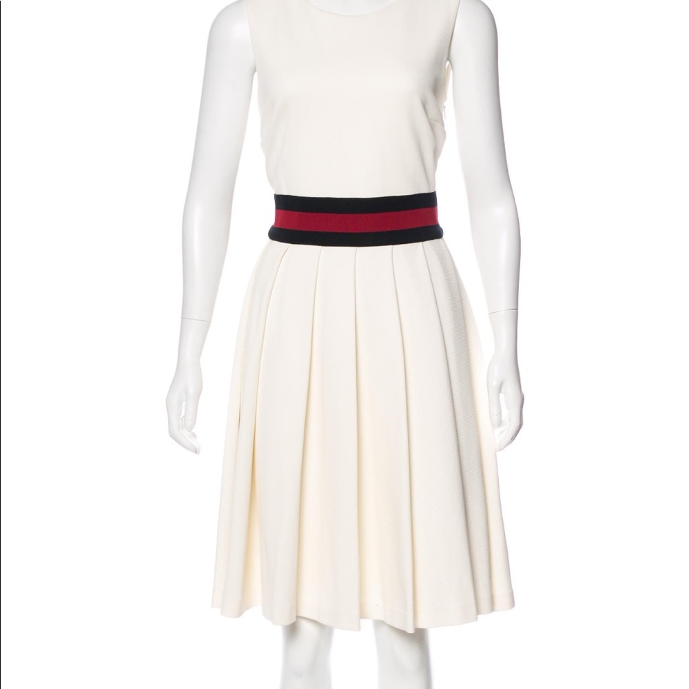 brand new gucci dress size medium